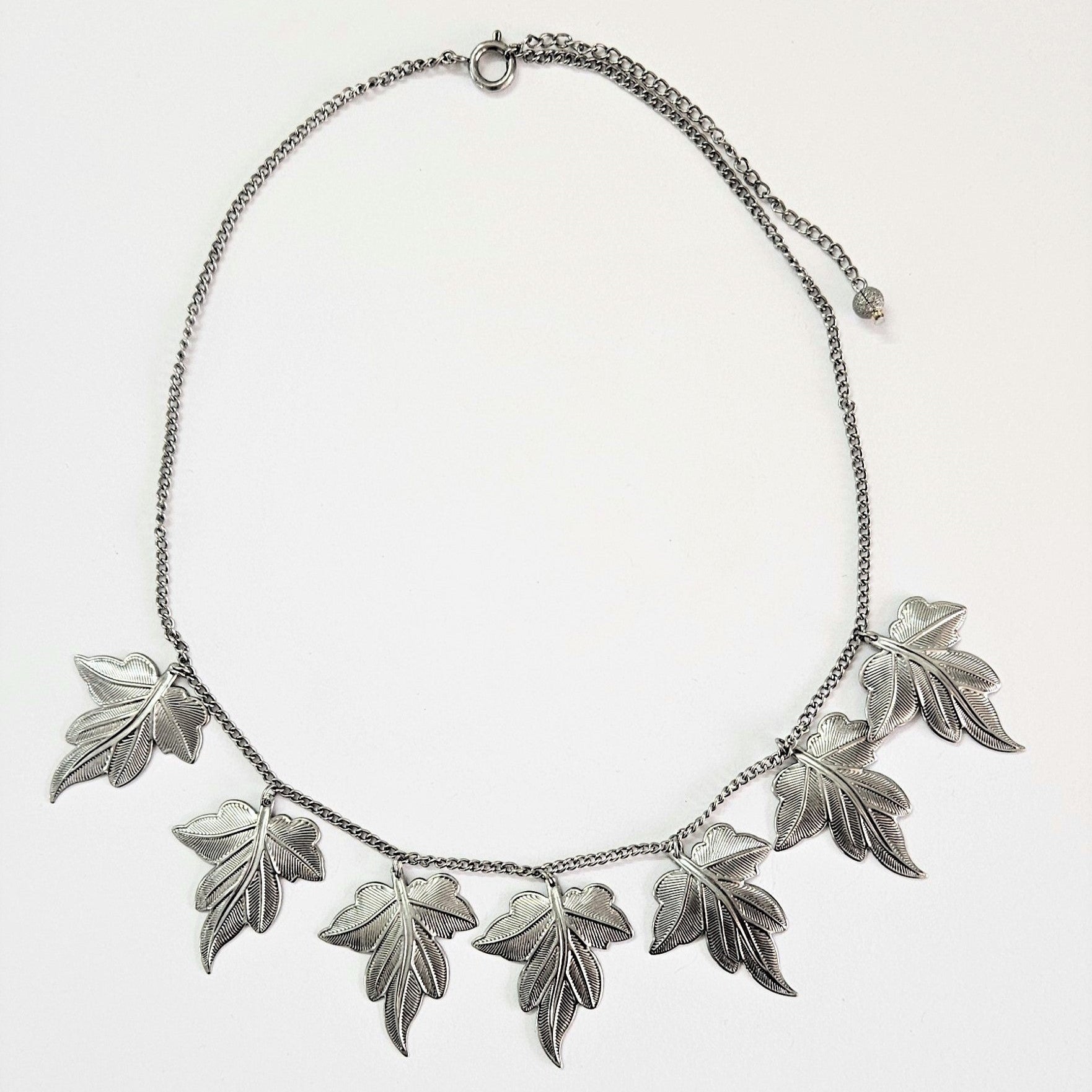 The maple allure necklace by skedio in silver