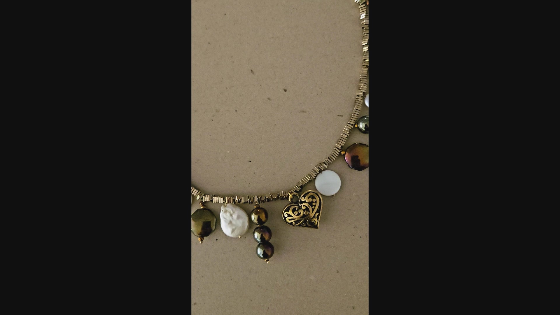 WHIMSICAL HEART PEARL CHARM STATEMENT NECKLACE