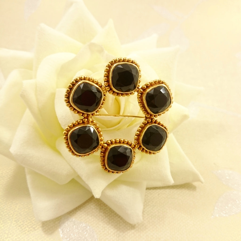 SENARY SPARKLE BROOCH