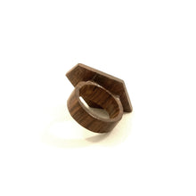 FACETED RING