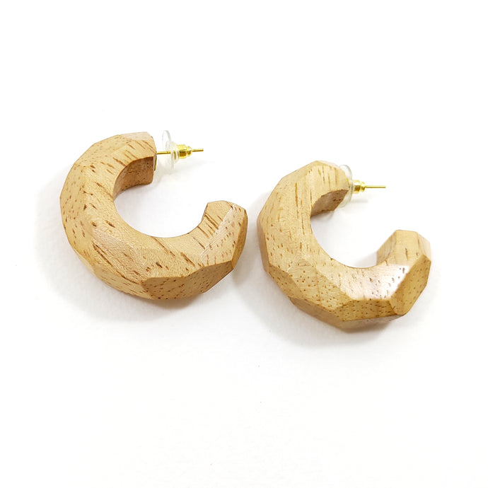 FACETED WOODEN HOOPS HANDCRAFTED IN WOOD